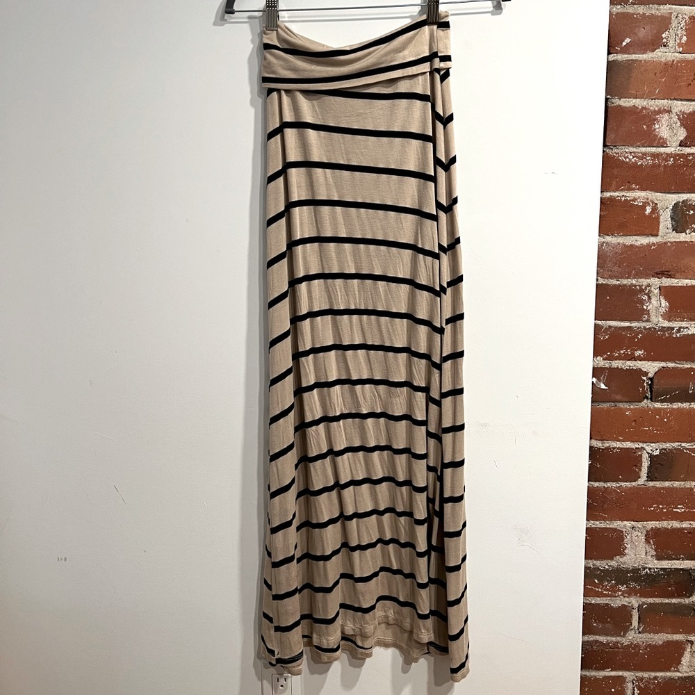 Tan and black maxi skirt
